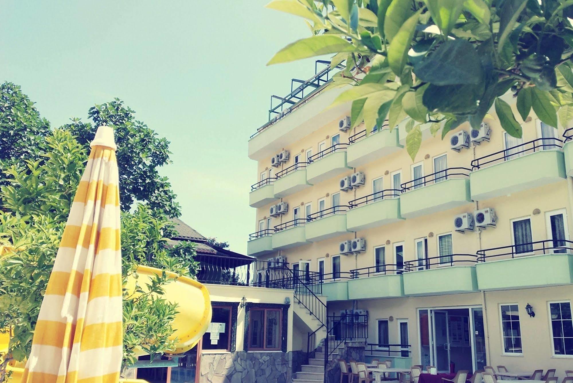 Asia Hotel เกเมร์ ภายนอก รูปภาพ