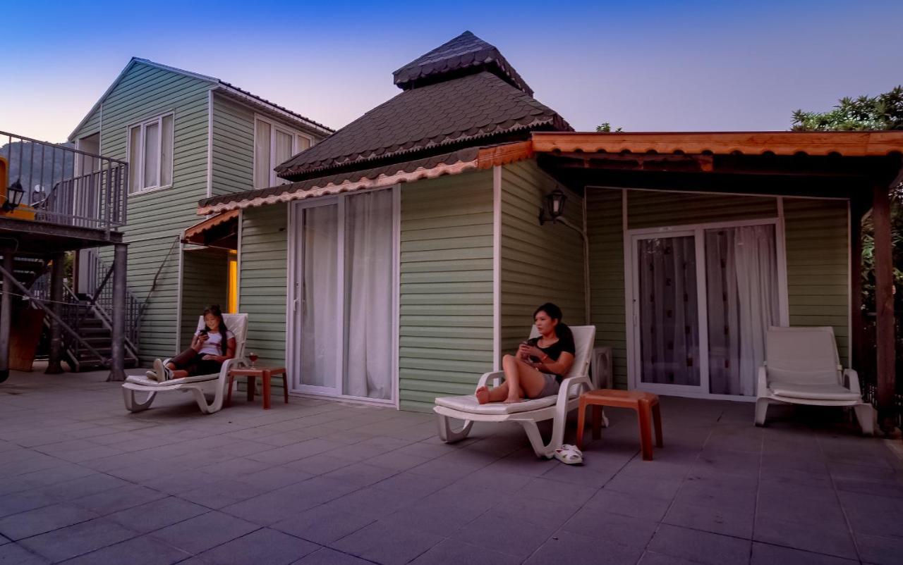 Asia Hotel เกเมร์ ภายนอก รูปภาพ