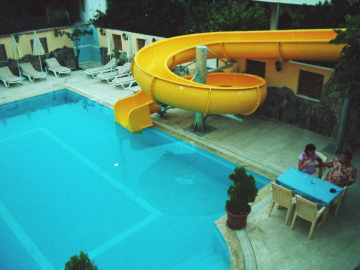 Asia Hotel เกเมร์ ภายนอก รูปภาพ